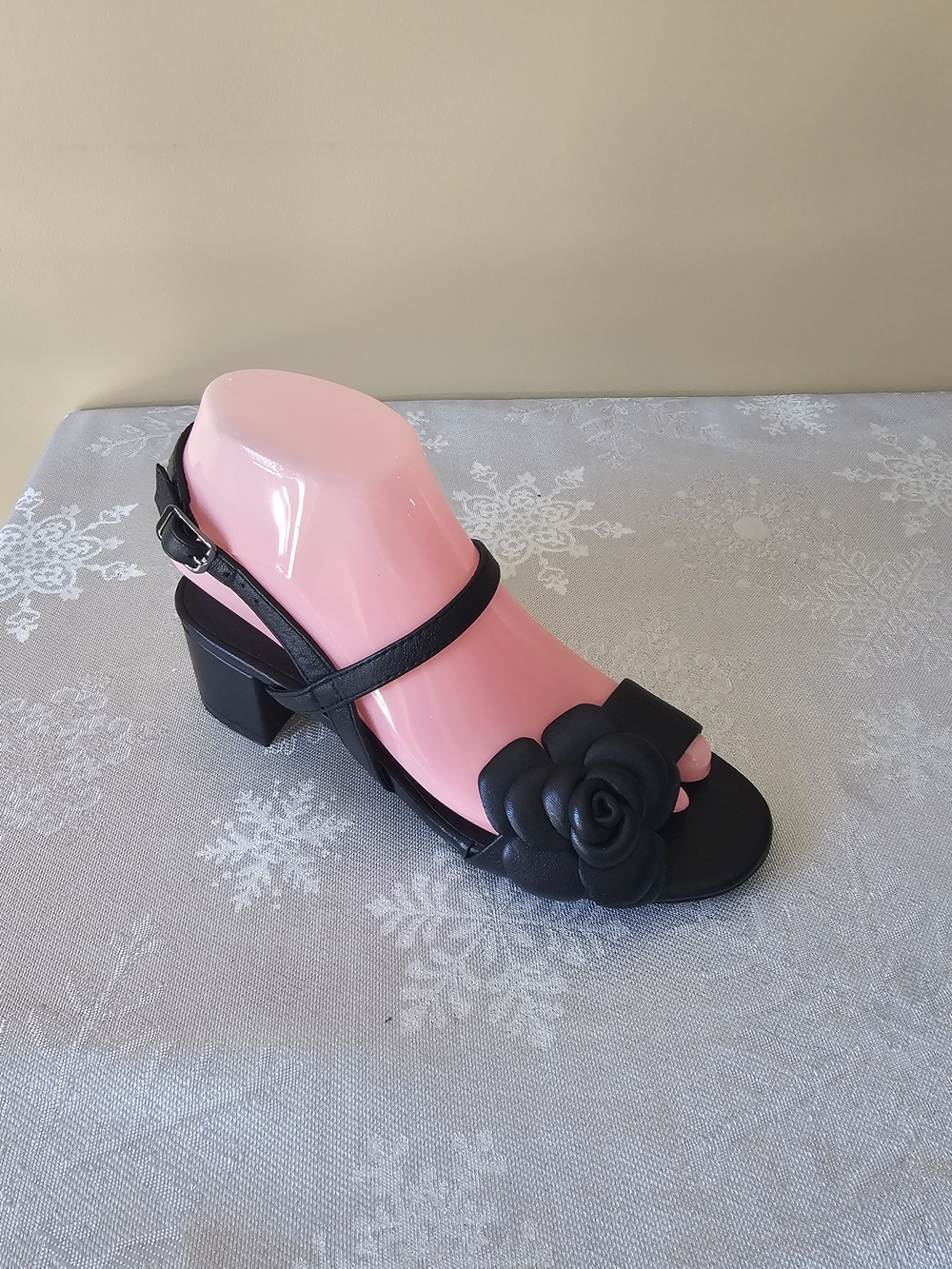Django & Juliette Floral Block Heel Sandal Adora Leather Flower Boho Sz 36